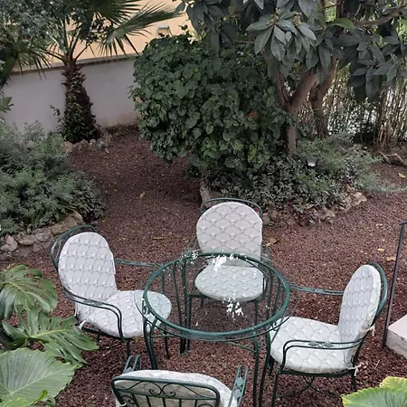 Casa Clotilde بيت للعطل مالقة